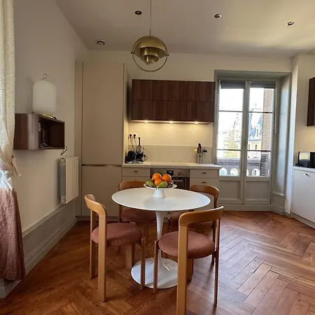 T2 Lumineux Avec Wifi, Dans Palace Historique Pour 1/2 Personnes - Fr-1-555-46 Apartment Aix-les-Bains