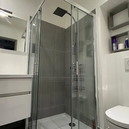 T2 Lumineux Avec Wifi, Dans Palace Historique Pour 1/2 Personnes - Fr-1-555-46 *